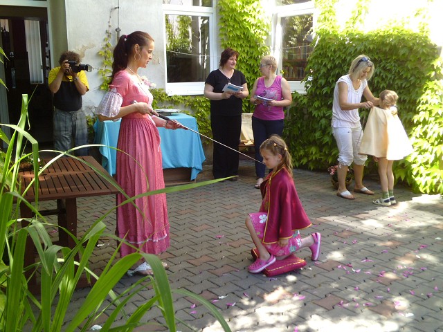 10.6.2014 - Pasování na čtenáře - 1. třída