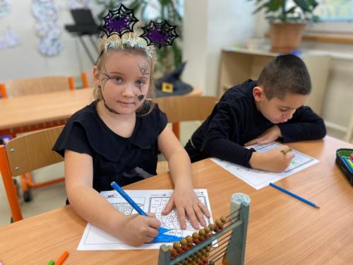 11 strasidelne dopoledne prvnacci