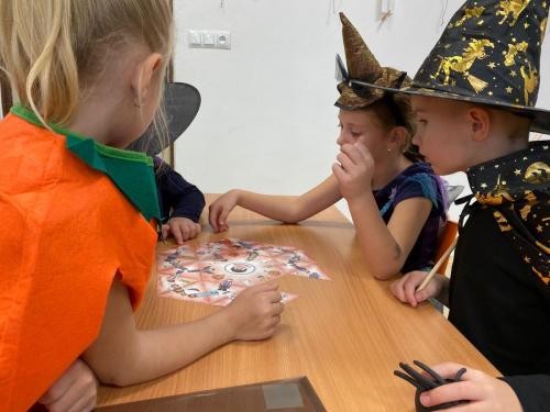 15 strasidelne dopoledne prvnacci