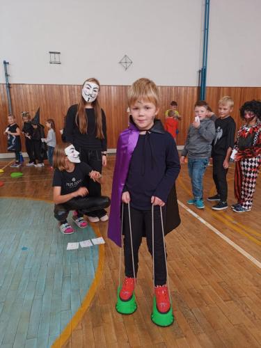 28 strasidelne dopoledne prvnacci