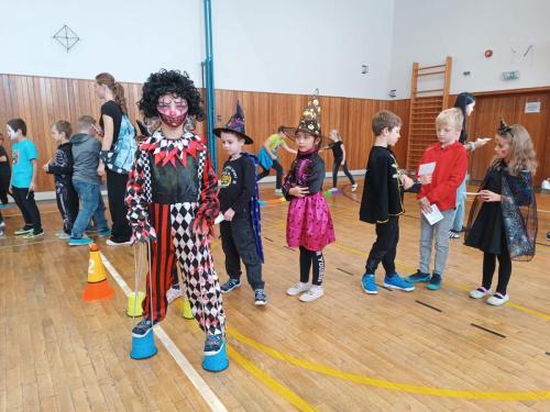 35 strasidelne dopoledne prvnacci