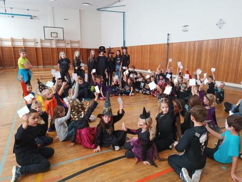 37 strasidelne dopoledne prvnacci