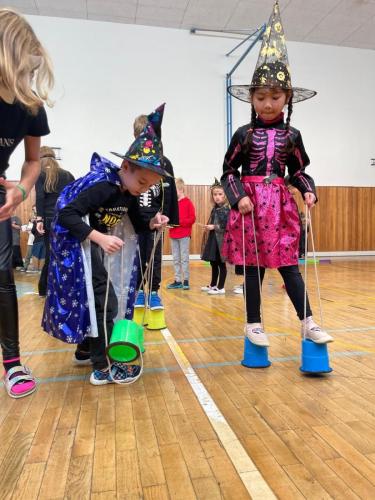 42 strasidelne dopoledne prvnacci