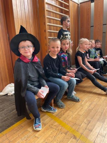 55 strasidelne dopoledne prvnacci