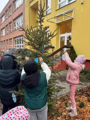 6 zdobeni stromecku SD