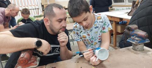 16 vanocni dilnicky pro verejnost