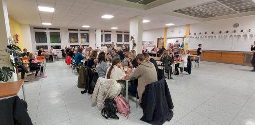 19 vanocni dilnicky pro verejnost