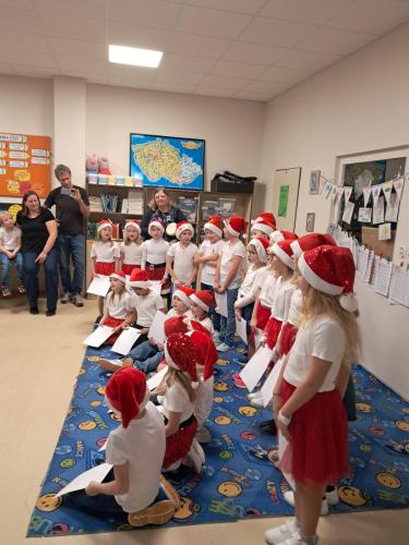 1 vanocni besidka 2A