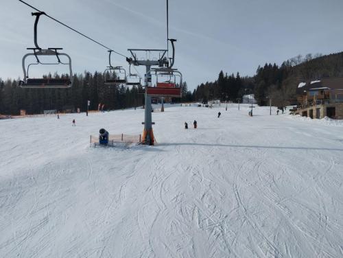 d034 - Lyžařský kurz 8. a 6. třídy