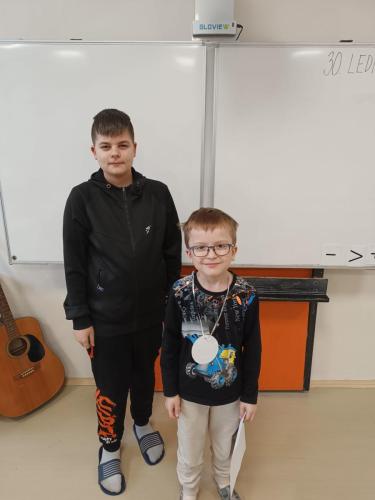 25 prvni vysvedceni ucime se spolecne