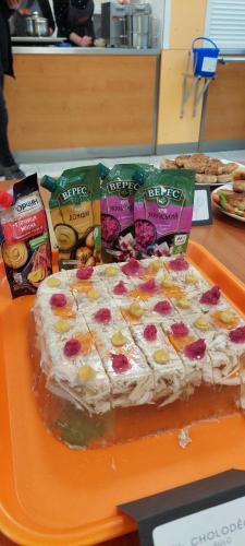 05 jidlo sblizuje 2025