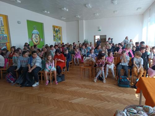 01 upovidany budik 2025