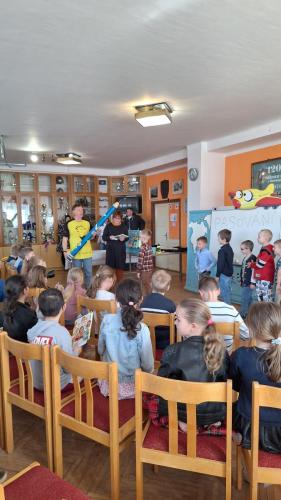 18 pasovani na ctenare