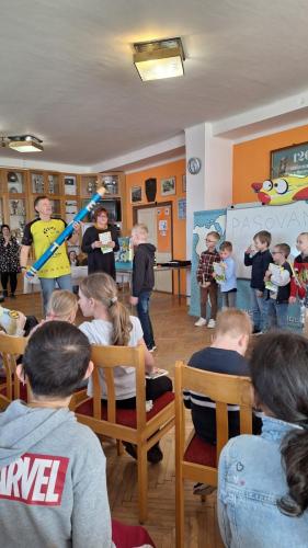 25 pasovani na ctenare