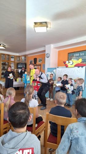 26 pasovani na ctenare