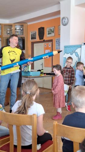 28 pasovani na ctenare