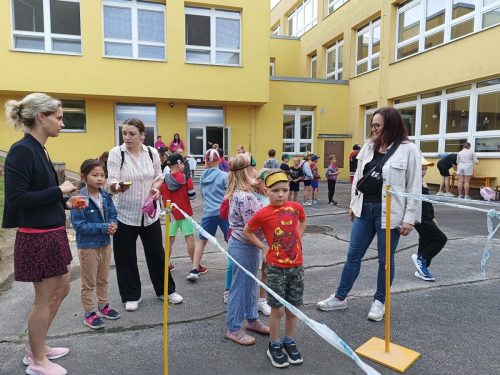 001 den deti 1 stupen 