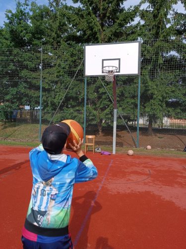 064 den deti 1 stupen