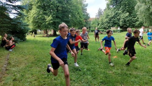 096 den deti 1 stupen