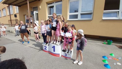 108 den deti 1 stupen