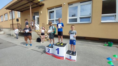 111 den deti 1 stupen