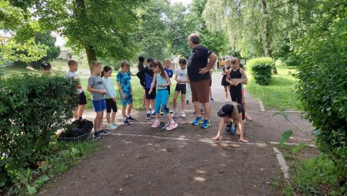 127 den deti 1 stupen