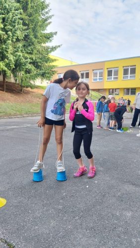 143 den deti 1 stupen