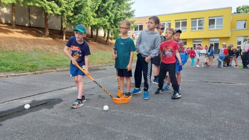 144 den deti 1 stupen