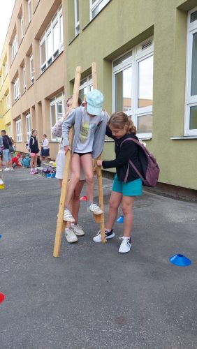 146 den deti 1 stupen