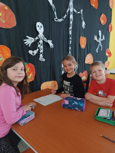 13 podzimni unikovka 2 tridy