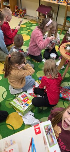 e028 - Vánoční nadílka v ŠD