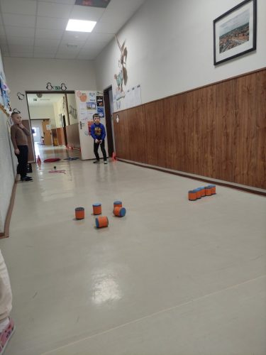 14 cestovatele zima SD