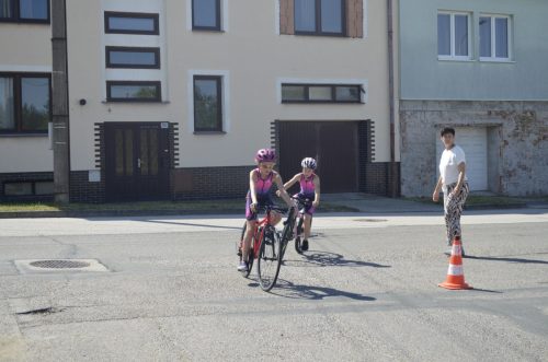225 triatlon 2026